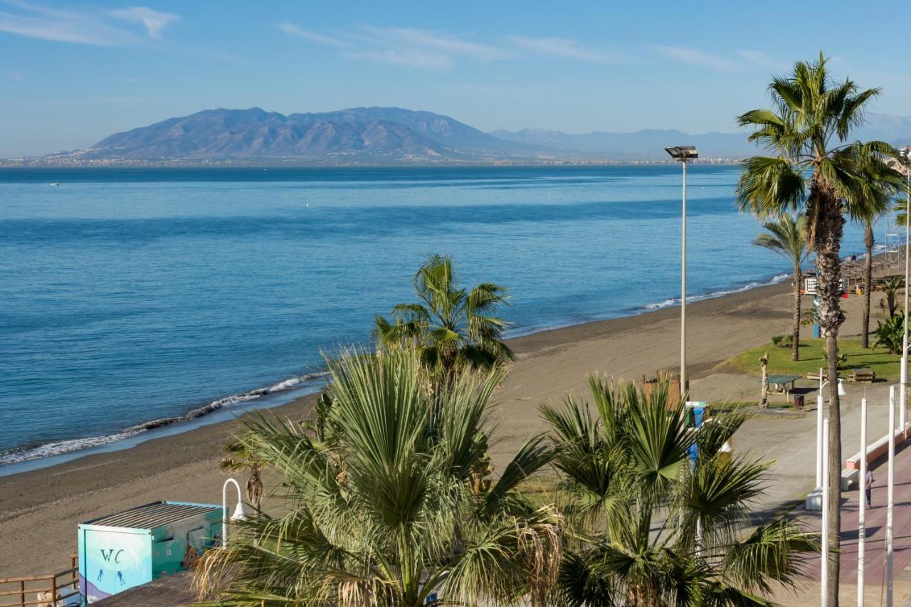 Amazing Sea View Apartment And Relax Area Rincon de la Victoria Bagian luar foto